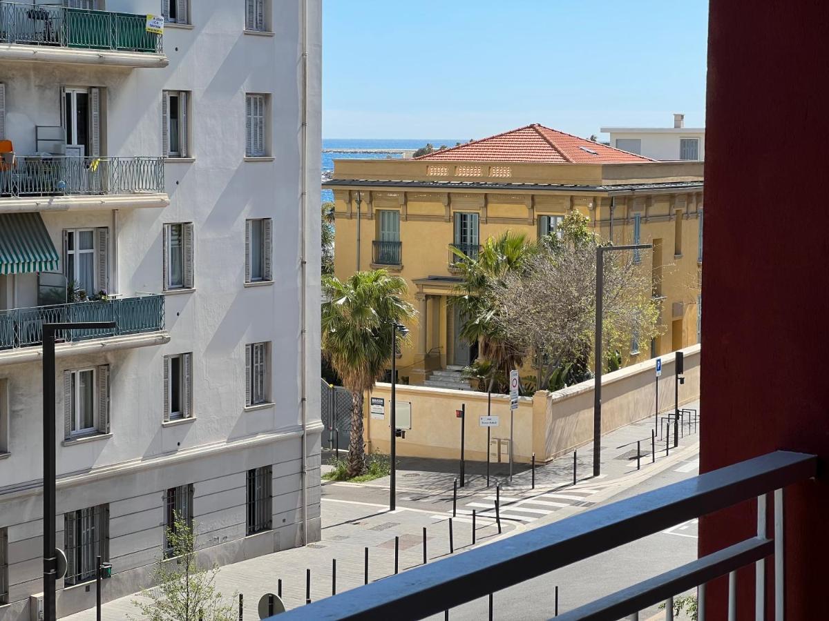 Gorgeous 2 Bedrooms Holiday Apartement Ницца Экстерьер фото