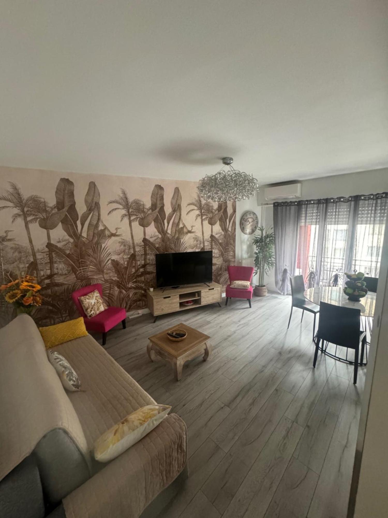 Gorgeous 2 Bedrooms Holiday Apartement Ницца Экстерьер фото