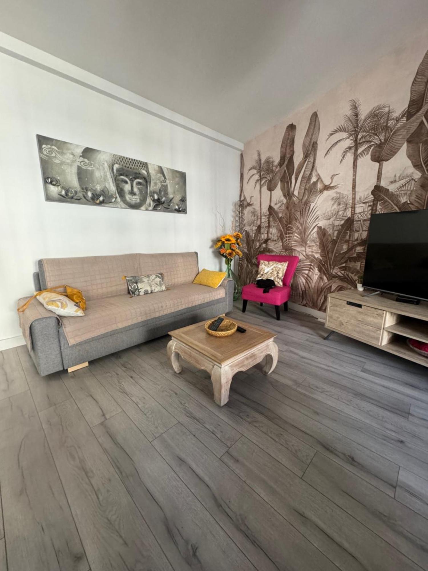Gorgeous 2 Bedrooms Holiday Apartement Ницца Экстерьер фото